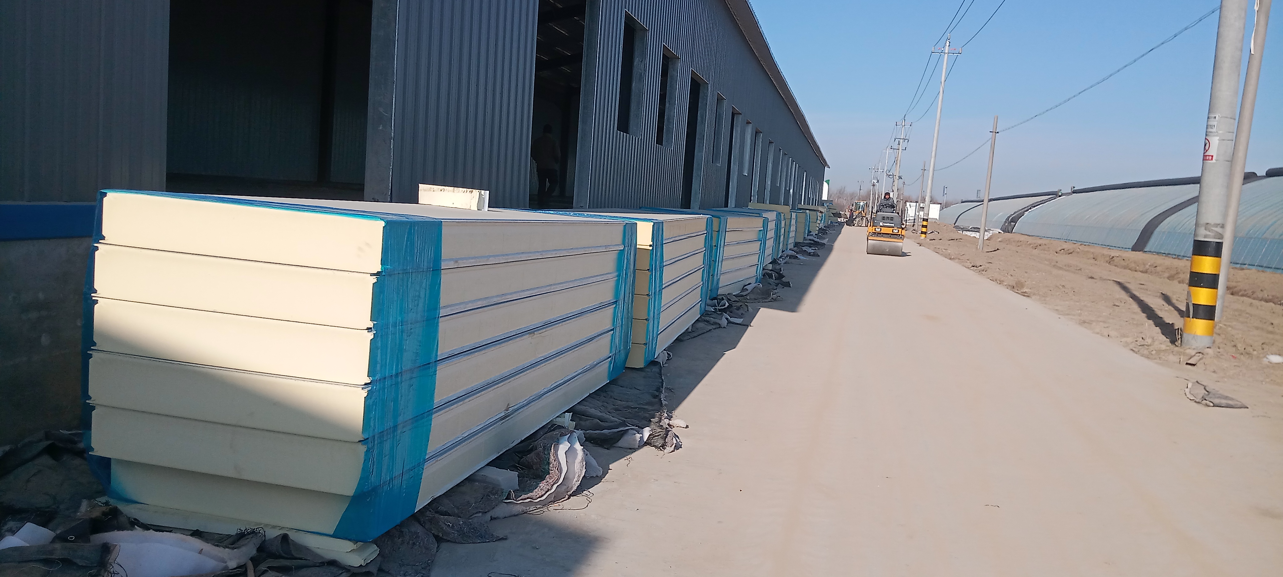 冷库设备安装现场图