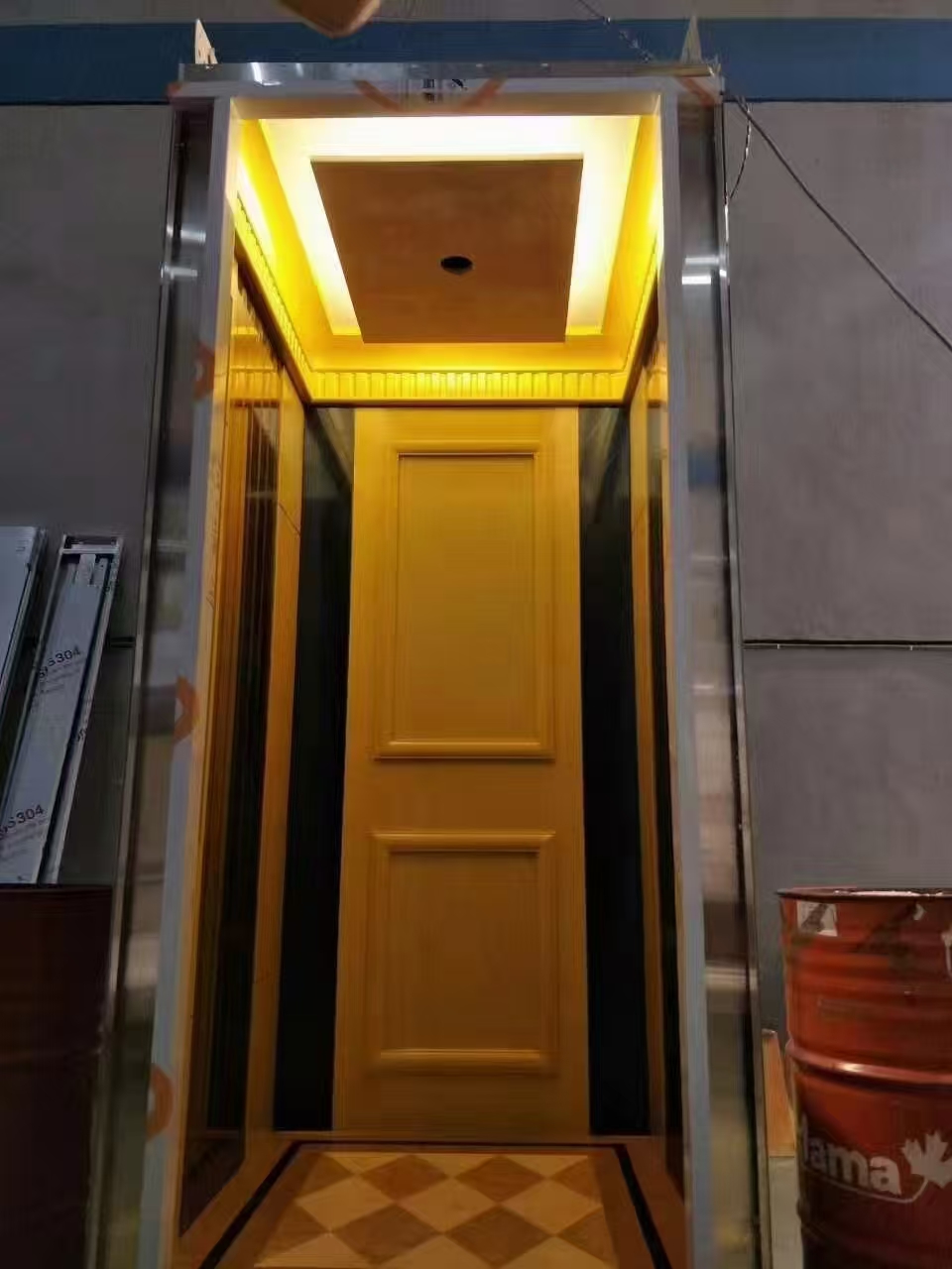 电梯内部个性化定制展示