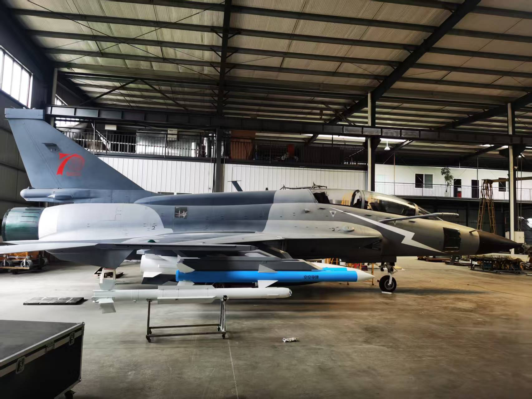 四川裕阳军航科技生产的某型航天器教学模型，展现其精密结构与工艺水准