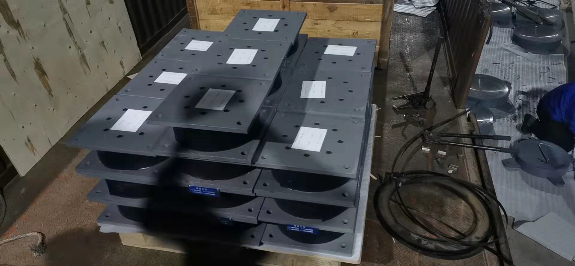 桥梁支座生产工艺细节