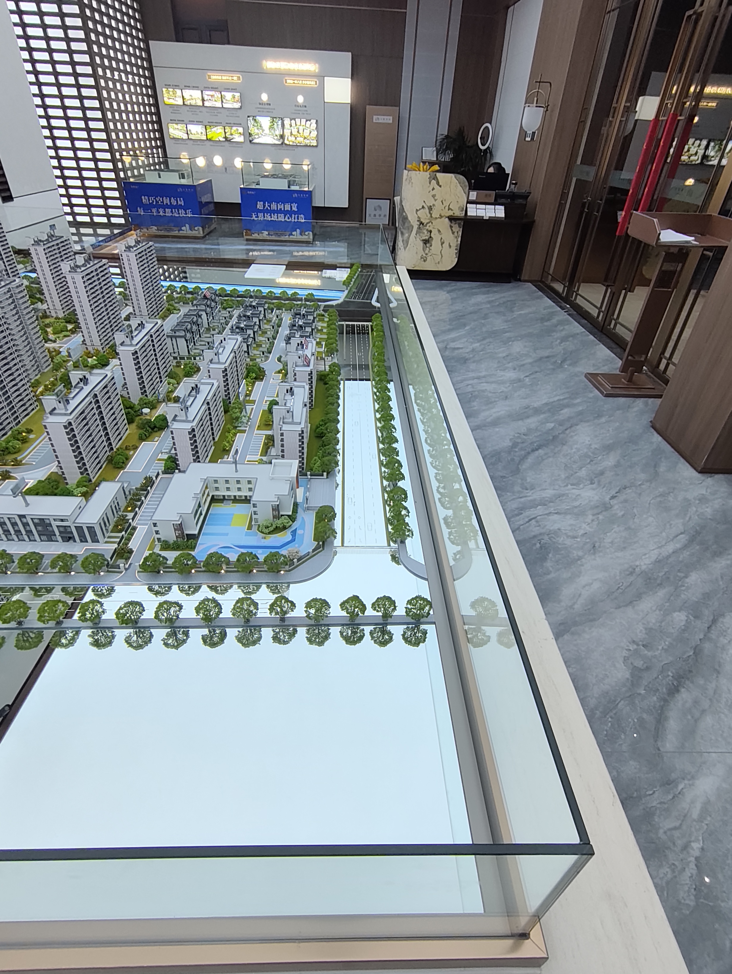 高端模型产品展示