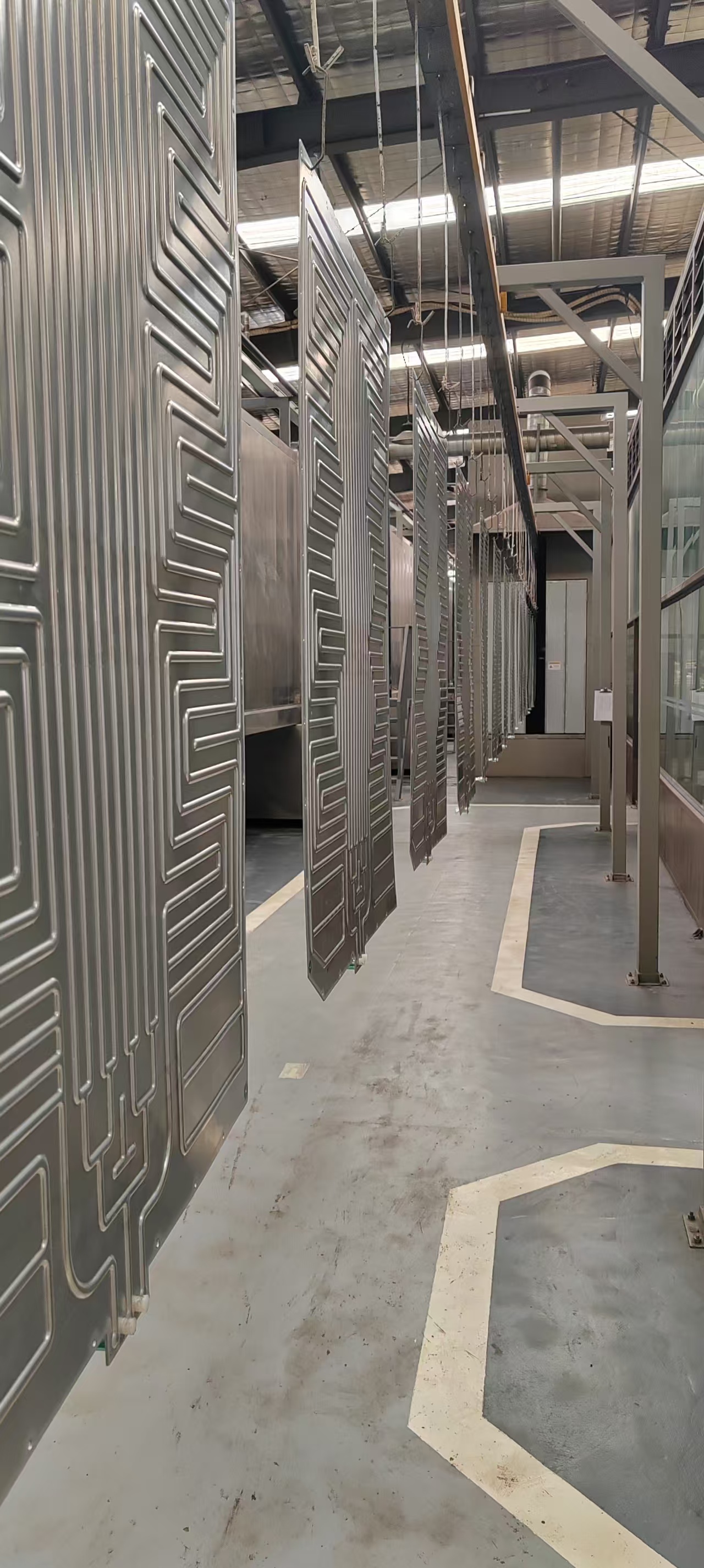 安徽鹰冠金属制品有限责任公司喷塑车间