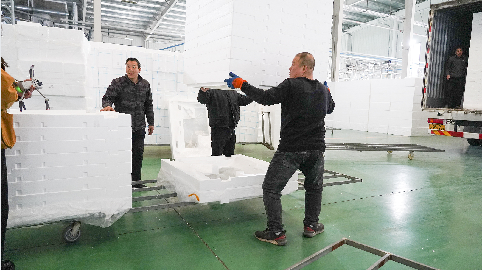 华信九州生产场景