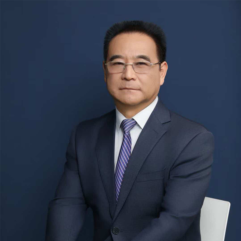 法律书籍与天平象征公正