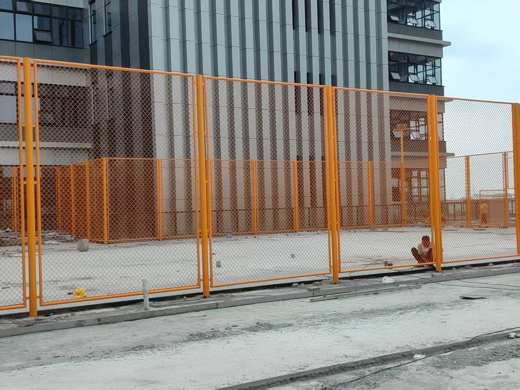 围网安装施工现场