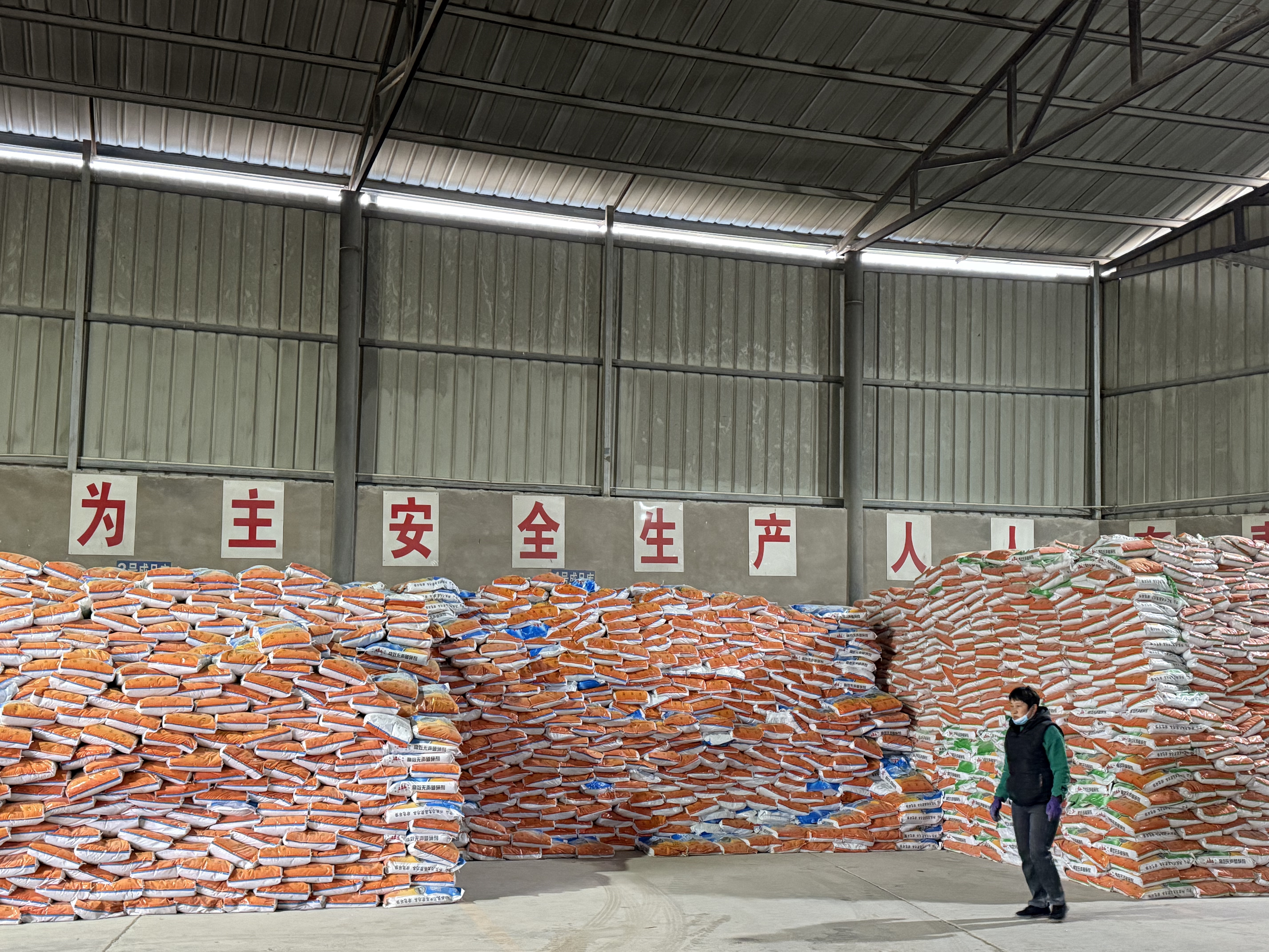 静态破碎施工现场