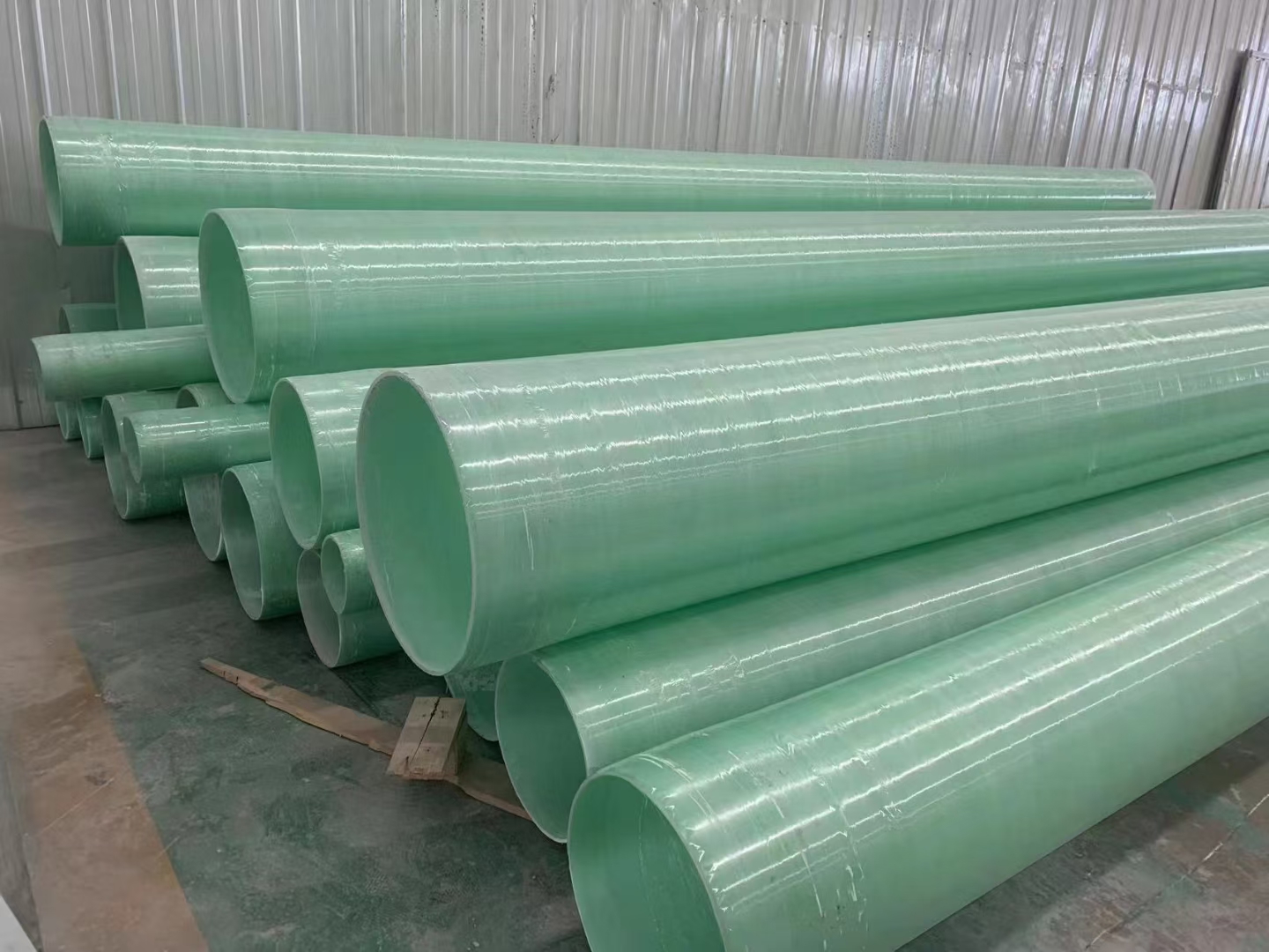 玻璃钢管道生产车间