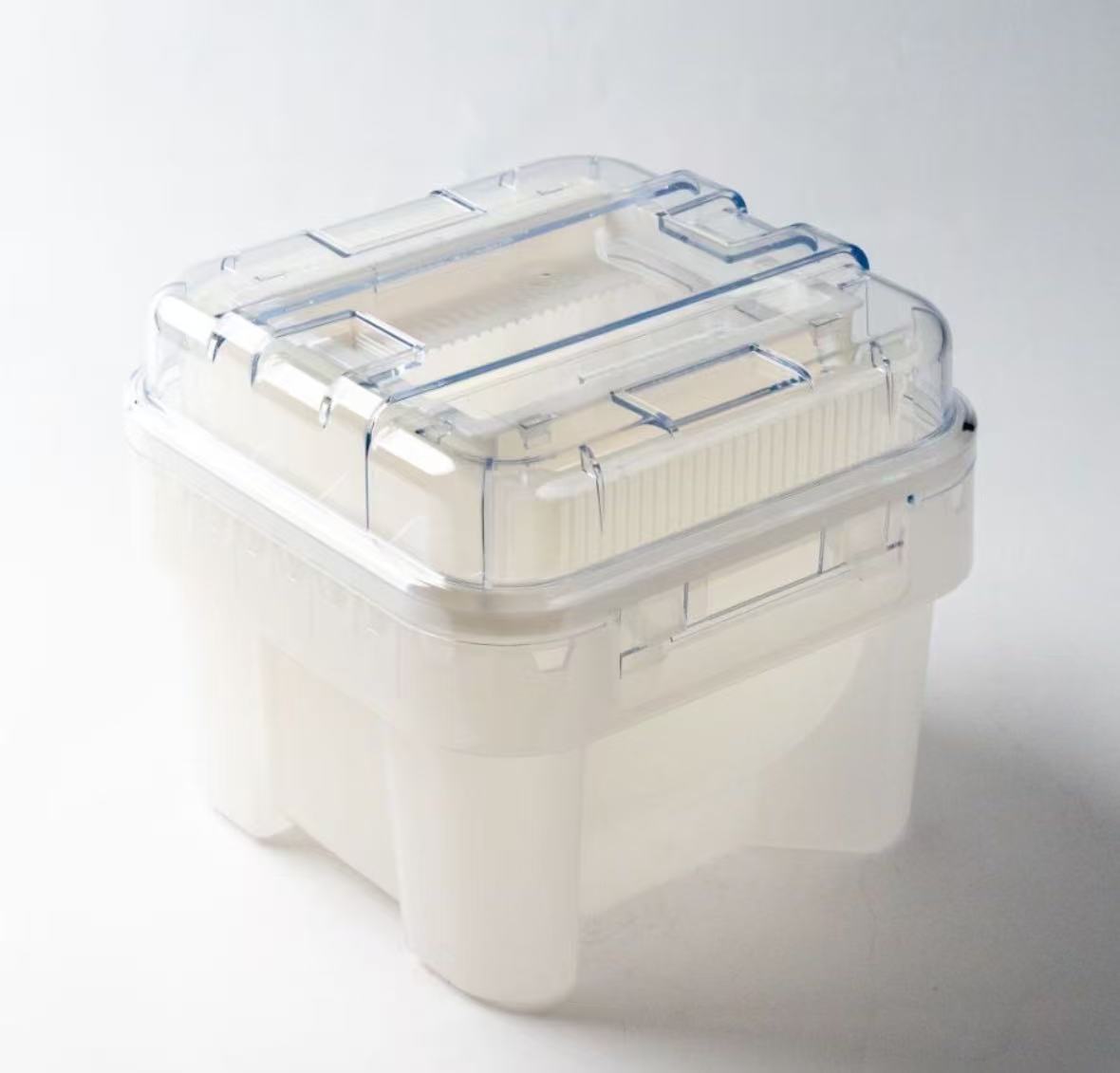 晶圆盒在洁净室应用场景