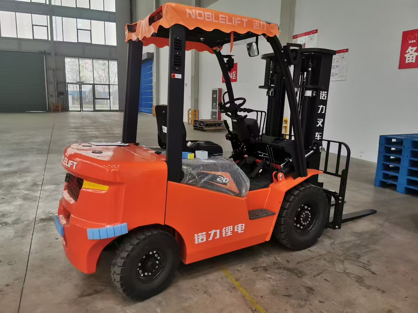 诺力叉车展示