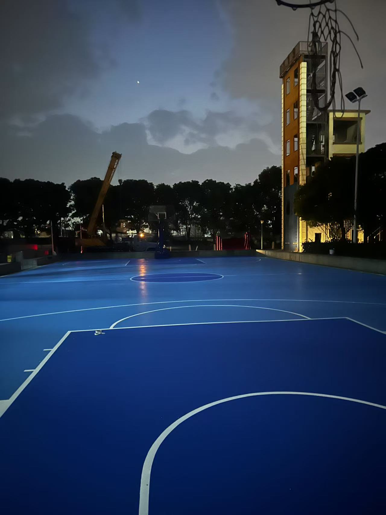 全塑型塑胶跑道施工示意图