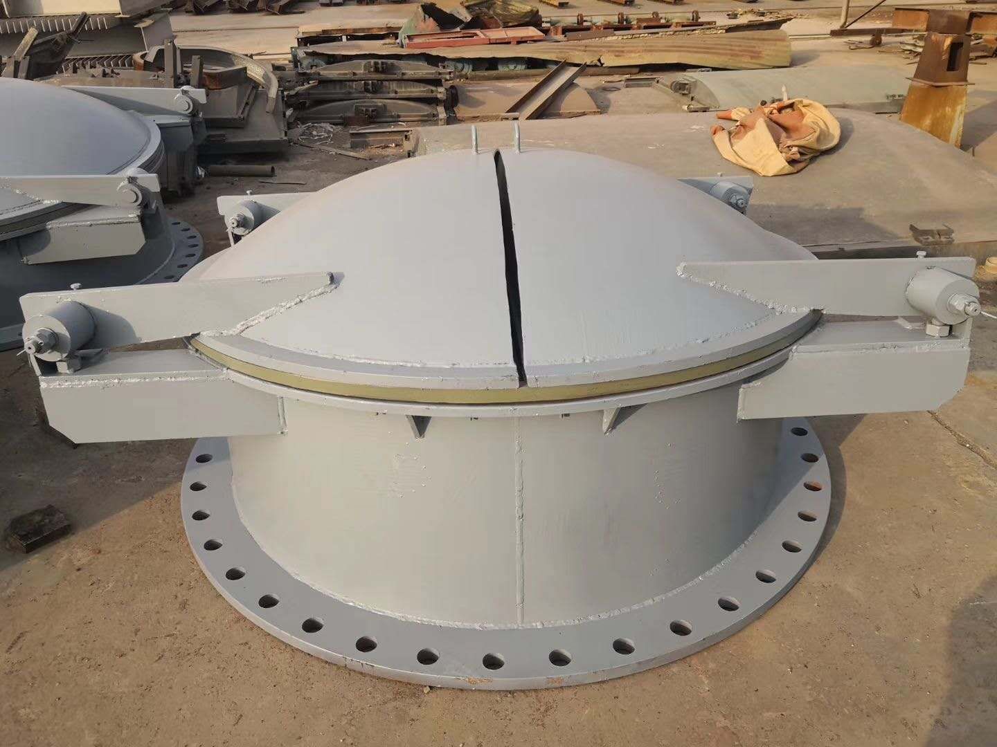 多种类型启闭机与闸门产品展示