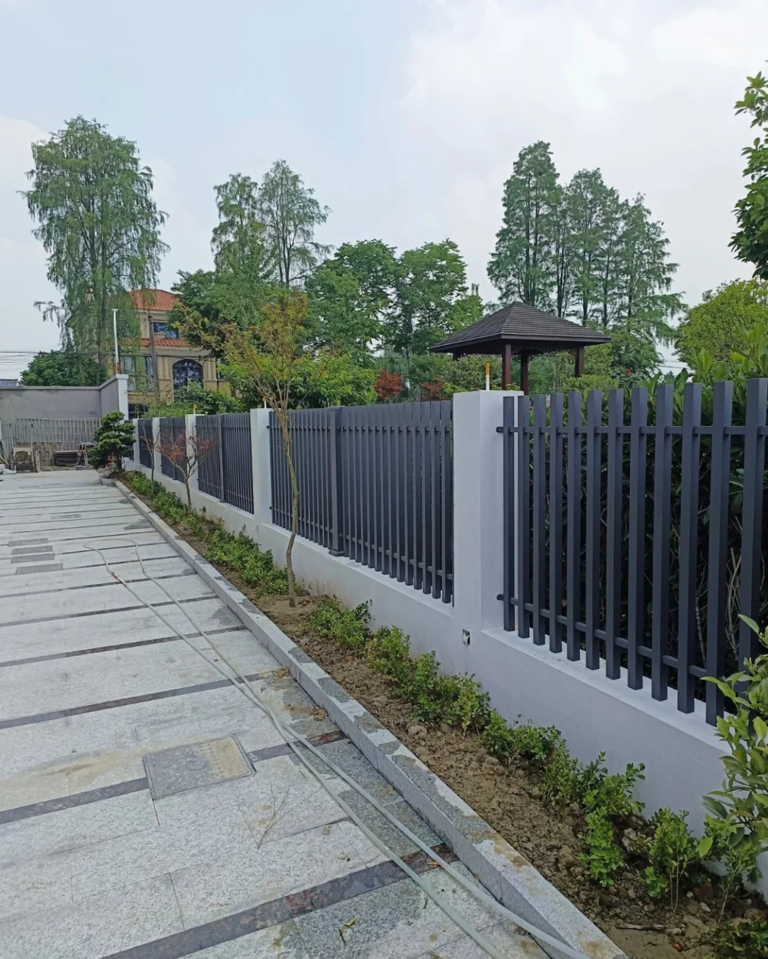 绽翅智能铝艺门设计效果展示