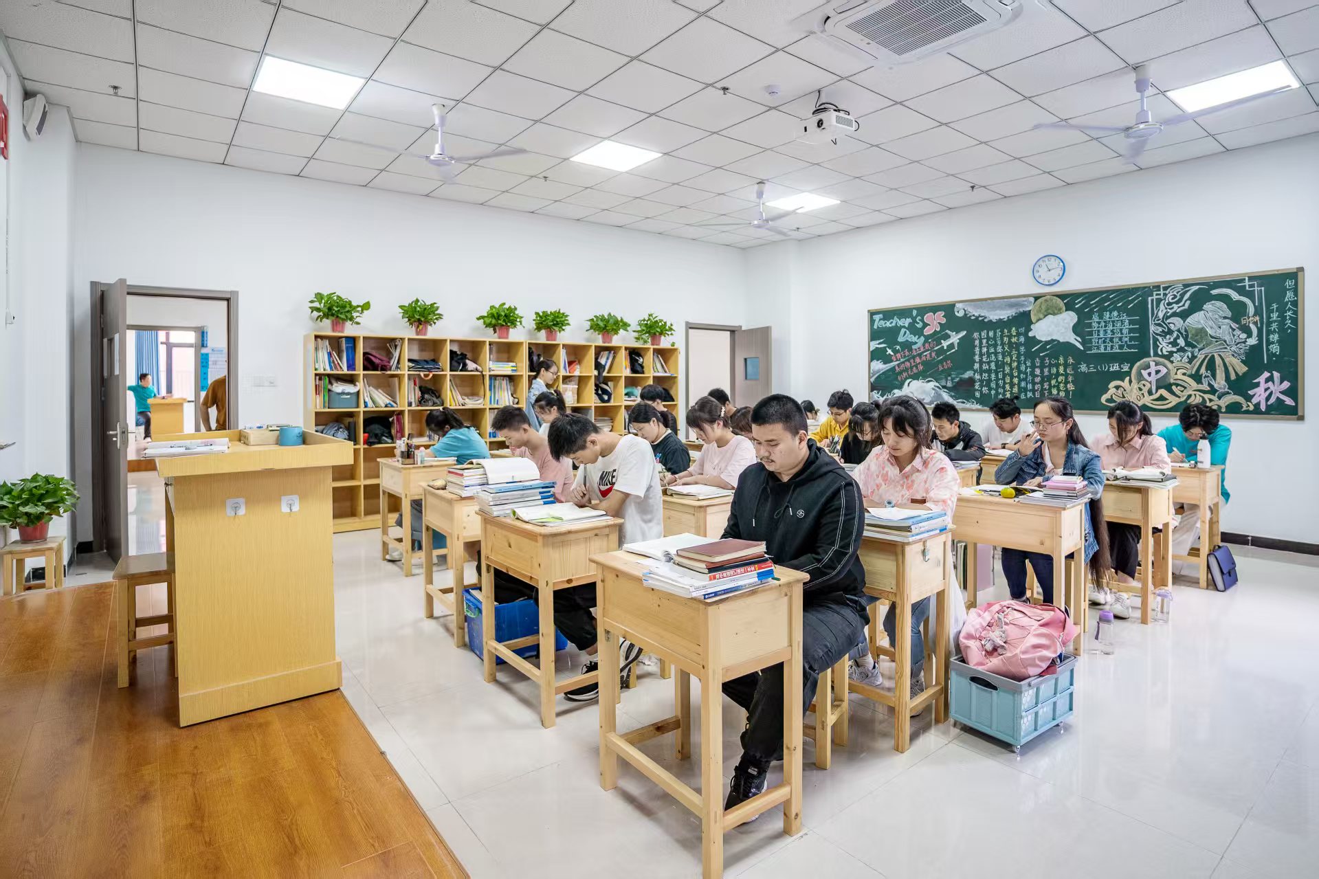 长丰站小班教学 - 封闭学校