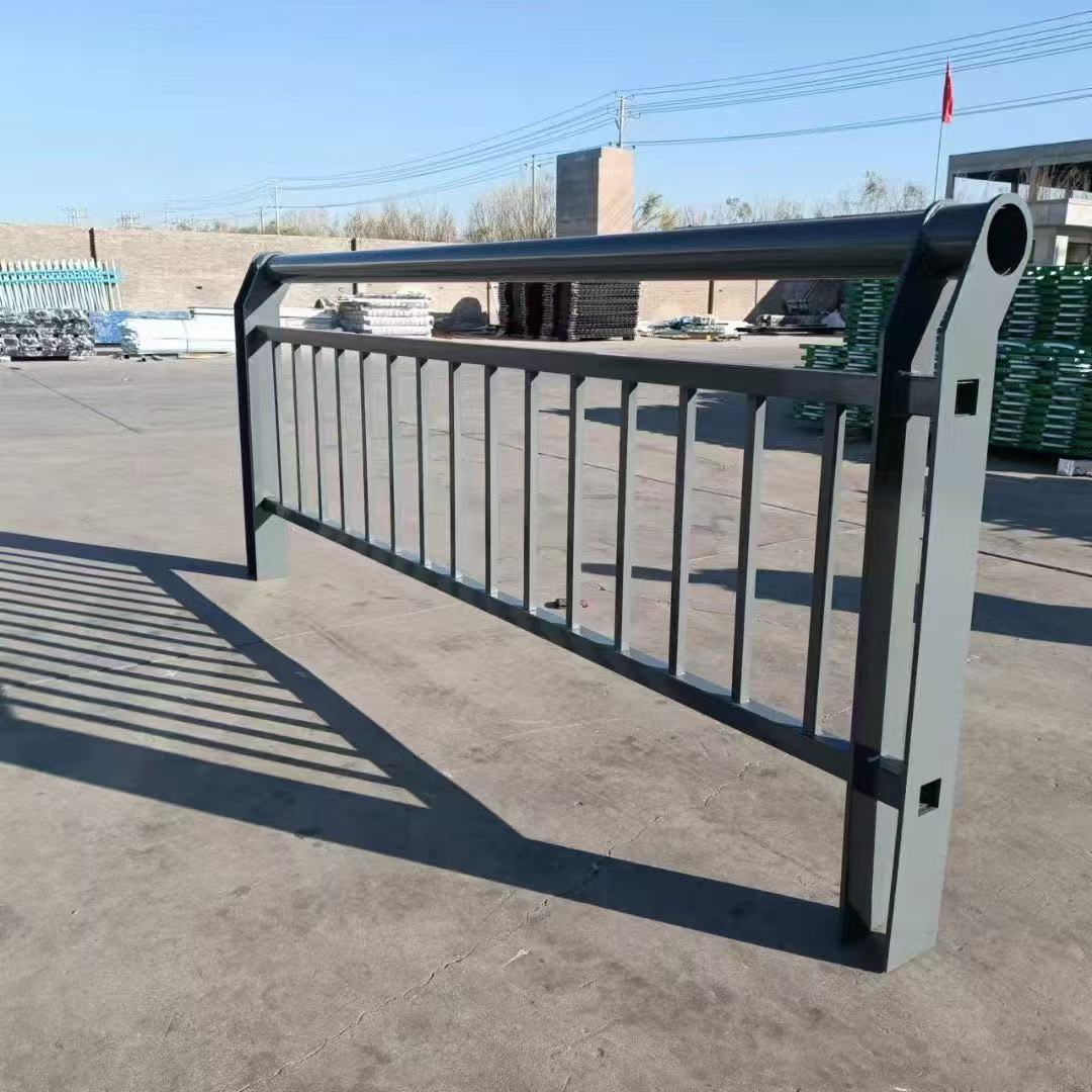 新疆巨泓金属制品工厂实景图