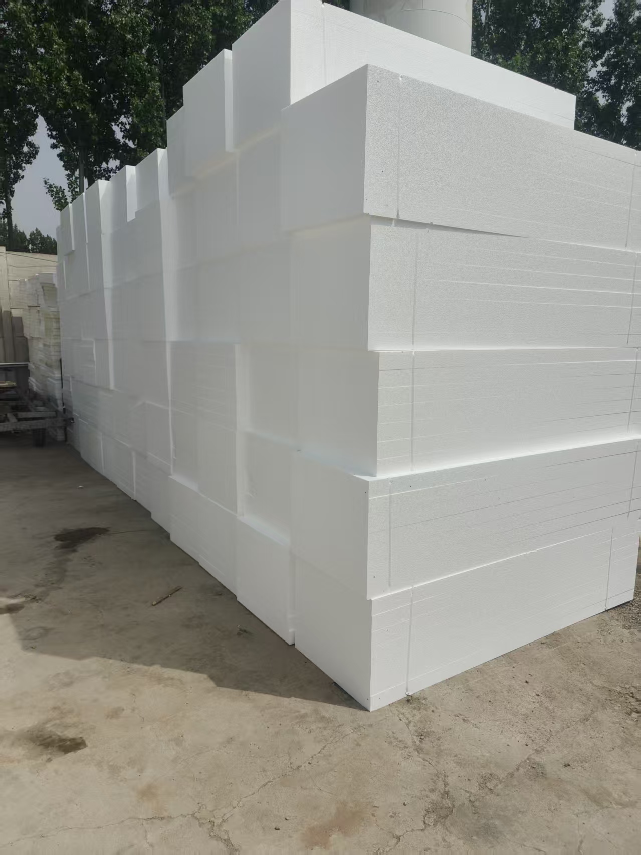 轻质复合材料构件