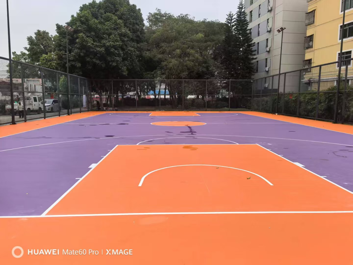 全塑型塑胶跑道示意图