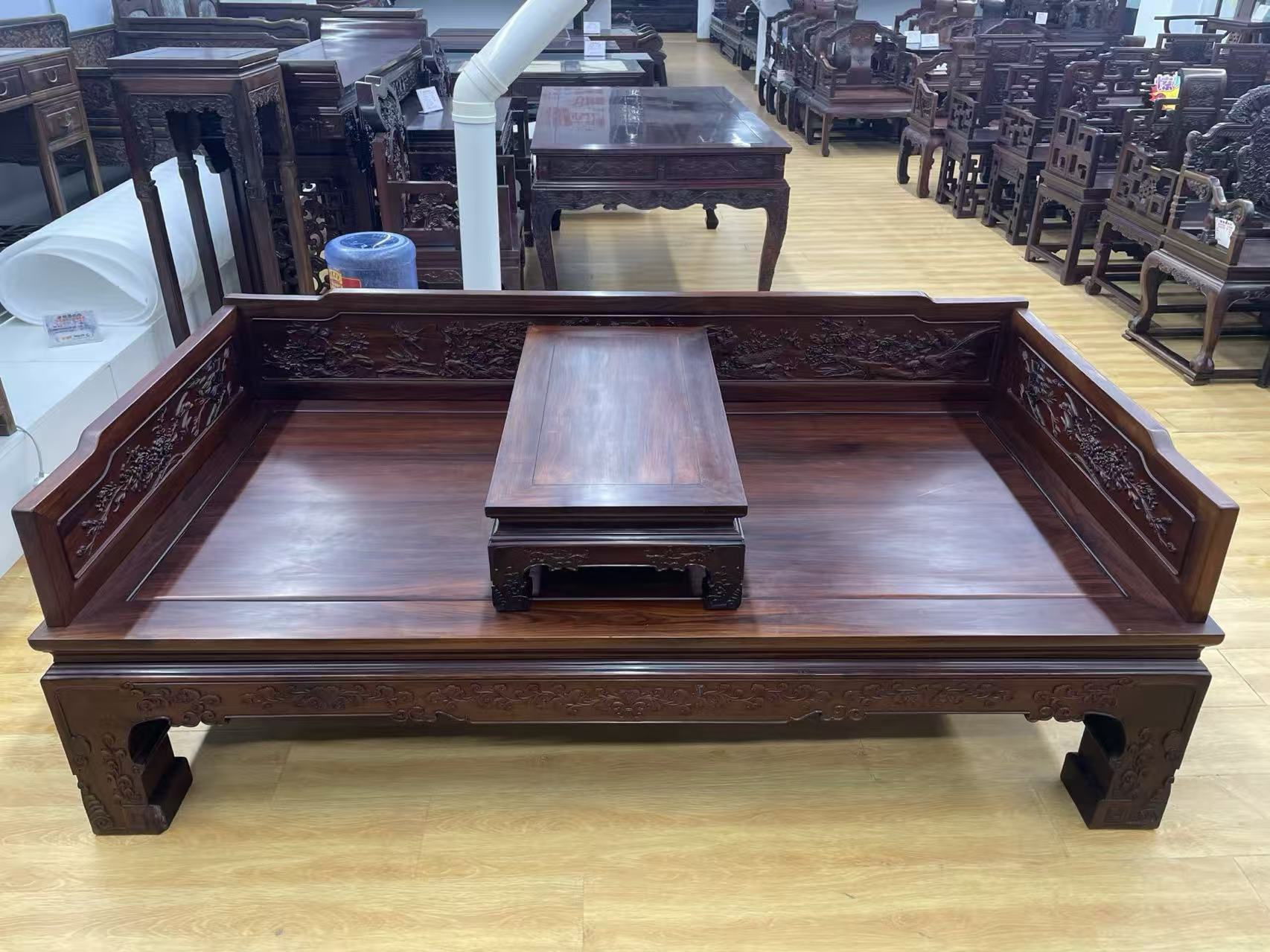 高端红木家具在现代空间中的陈设效果