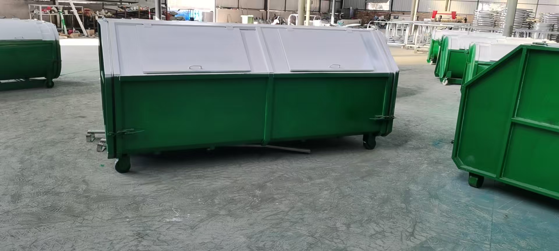 钢板垃圾桶产品示例