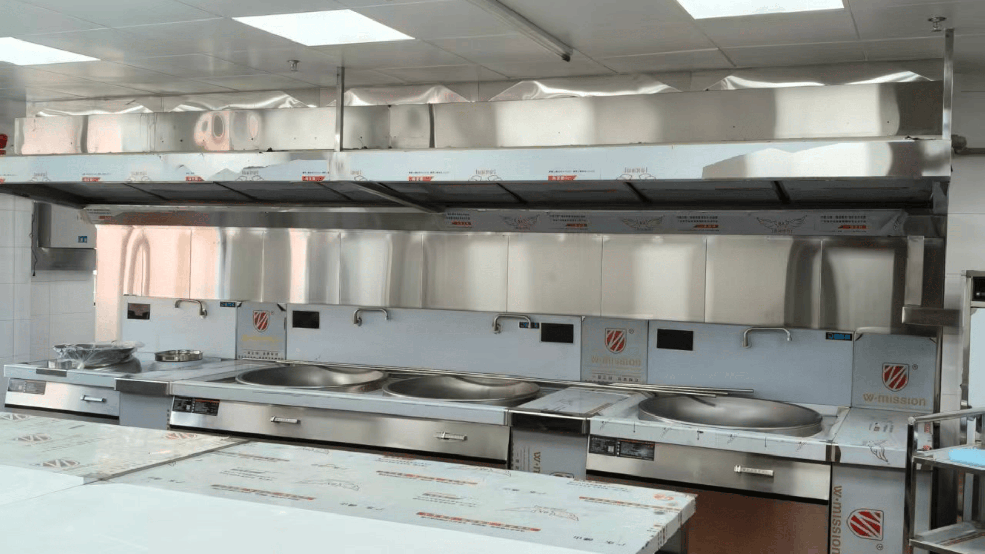 不锈钢厨房设备细节