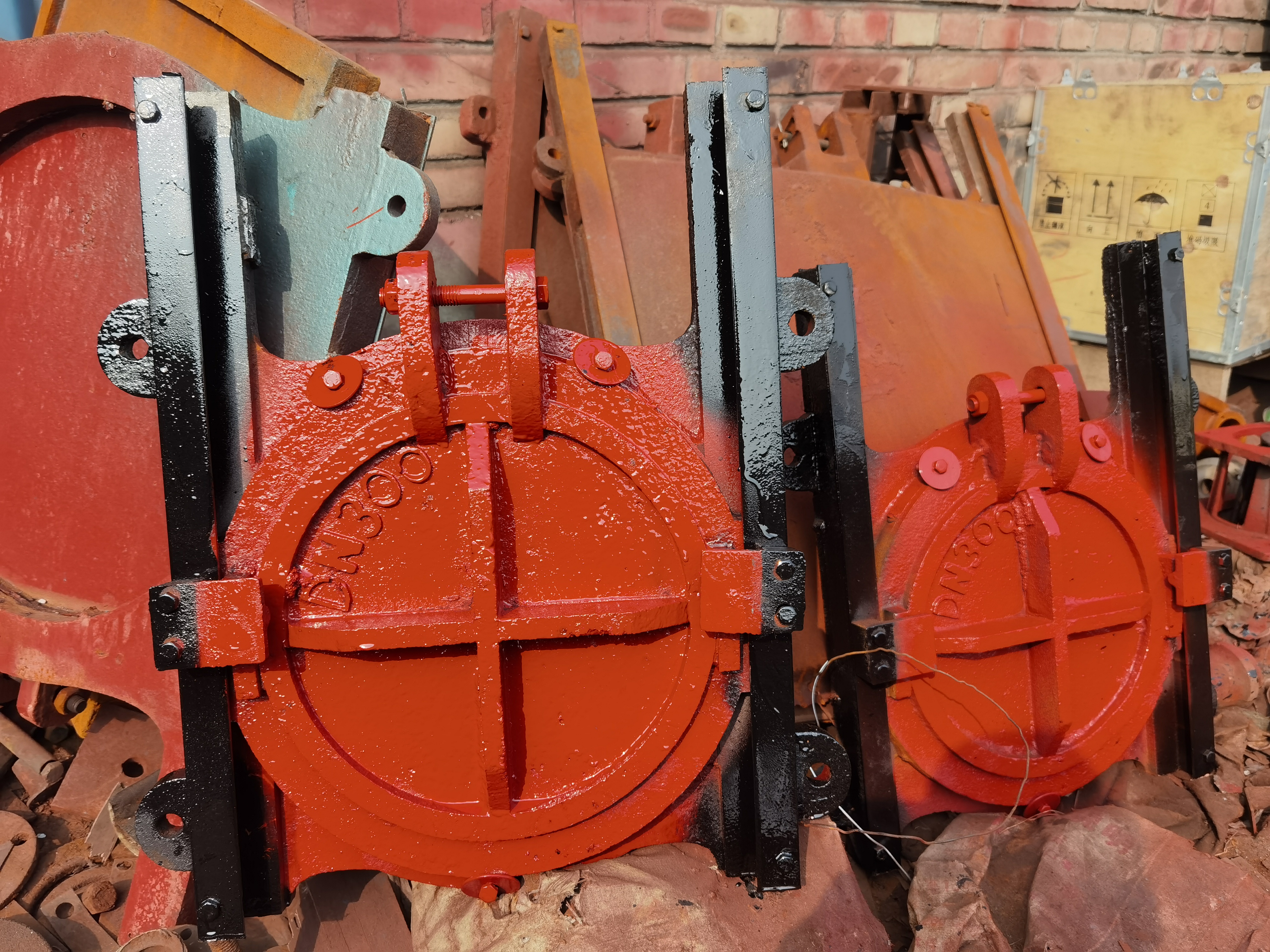 新河县蒙冀水利机械厂生产车间一瞥