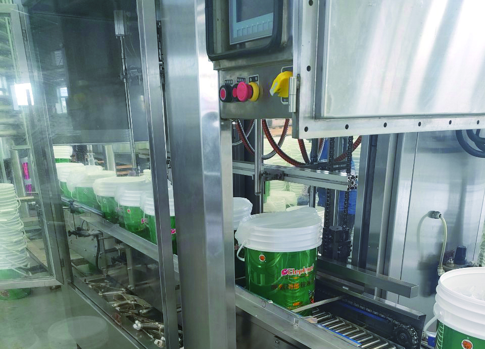 液体肥溶解与螯合反应罐细节