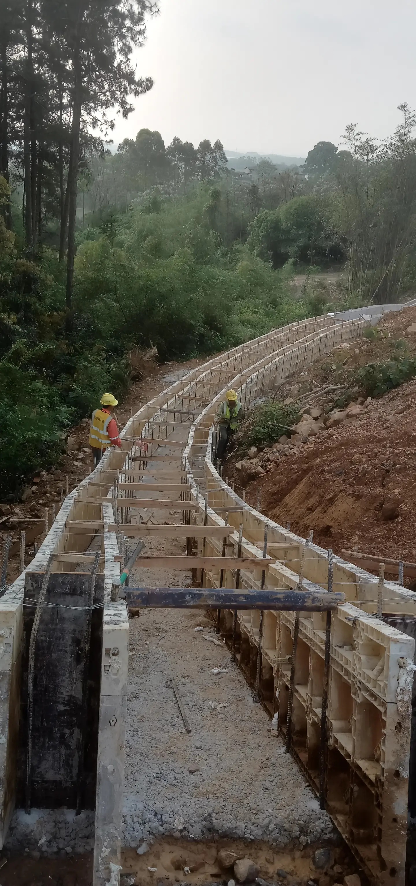 塑钢模板生产线