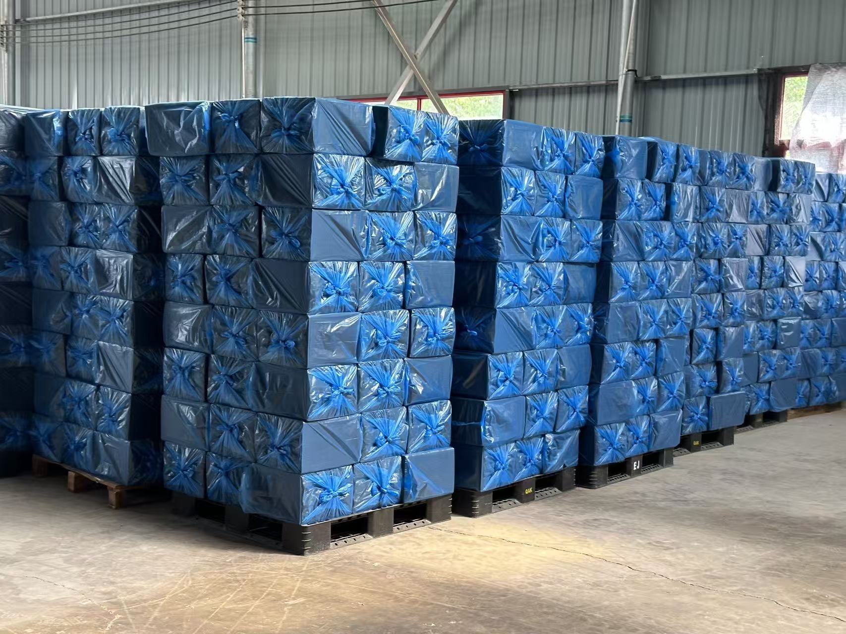 吸塑包装生产场景